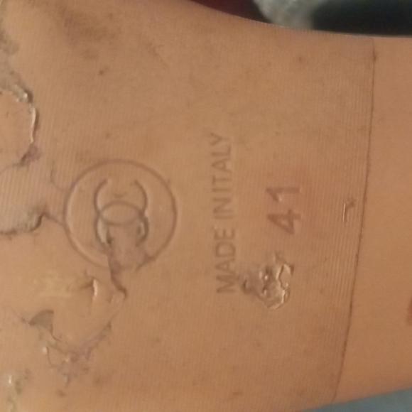 Chanel Pearl sliders - Picture 5 of 5